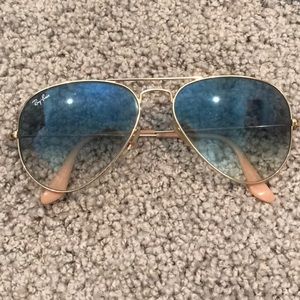 Blue tinted raybans